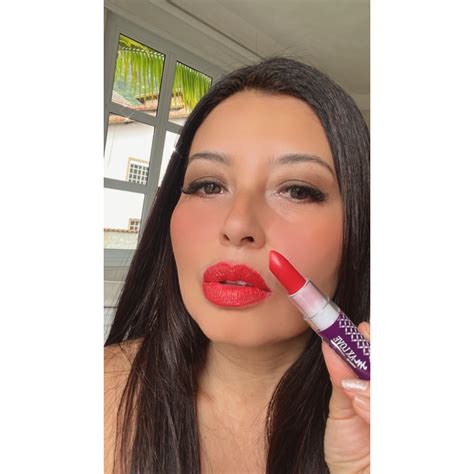 Batom Bastão Bala Max Love Tons Nudes Vermelho Vinho Rosa Cores Lindas Uso Dia a Dia Linha Nude