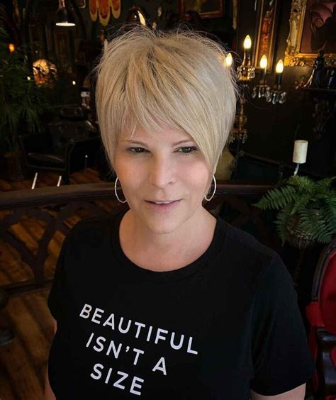 40 Stunning Short Blonde Haircuts That Have Us Doing Double Takes