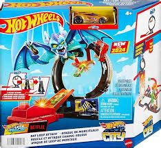 Hot Wheels City Nemesis Bat Vs Tire Shop Toy Station