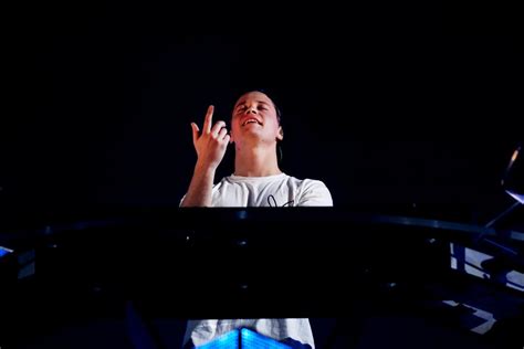Kygo Gir Ut Pokémon Låt Med Rita Ora
