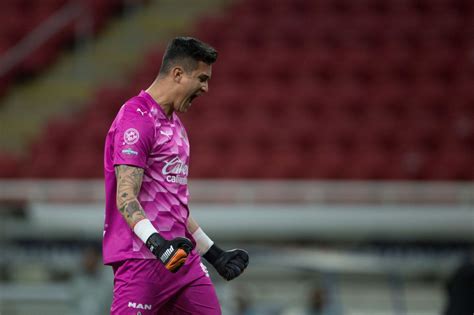 Raúl Gudiño ve a Chivas para campeón de Liga