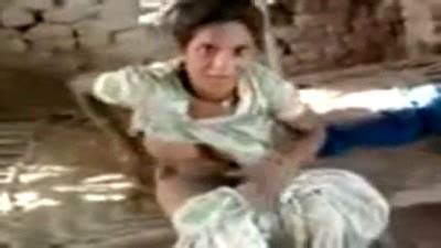 Gramathu Manaiviyai Oothu Kanju Irakum Sex Video Village Scene