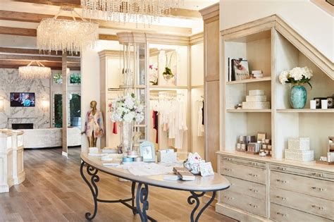 Naked Princess Shopping In La Cienega Los Angeles