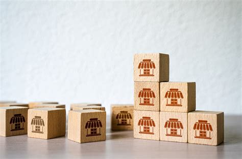 Sete em cada dez empresas pretendem investir em expansão em 2023