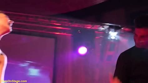 Hot Lapdance Show With Busty Milf