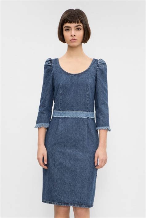 Джинсовое платье: лучшие фасоны сезона