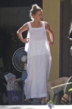 Amber Heard Nip Slip Exposes Boob While Cleaning Out Her Garage In LA AZNude