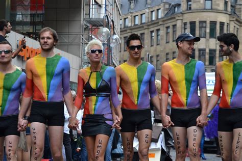 Cuadernos De Colonia D A Del Orgullo Gay En Colonia