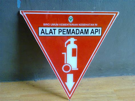 papan petunjuk papan peringatan akrilik souvenir acrylic gantungan