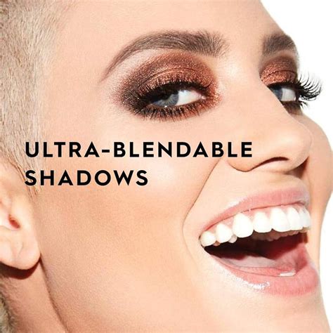 Ripley URBAN DECAY NAKED RELOADED PALETA SOMBRAS NUDE CON ESPEJO