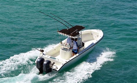 A Guide to the Various Types of Fishing Boats | Fishing Looker