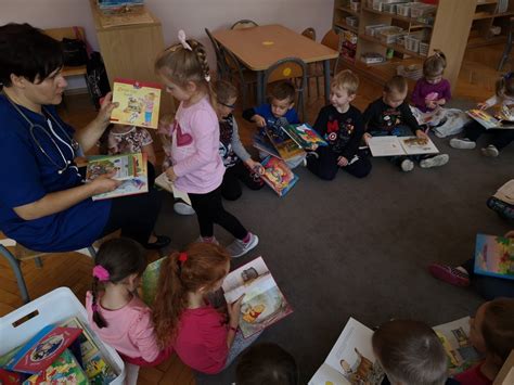 Książki lekarstwem na wszystko Miejskie Przedszkole Nr 8 Montessori w