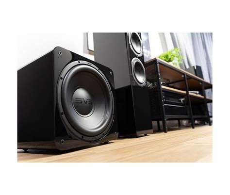 SVS SB-1000 PRO - črn lak 820W subwoofer | AV-PLANET.SI
