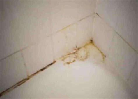 how to clean a dirty bathtub without scrubbing