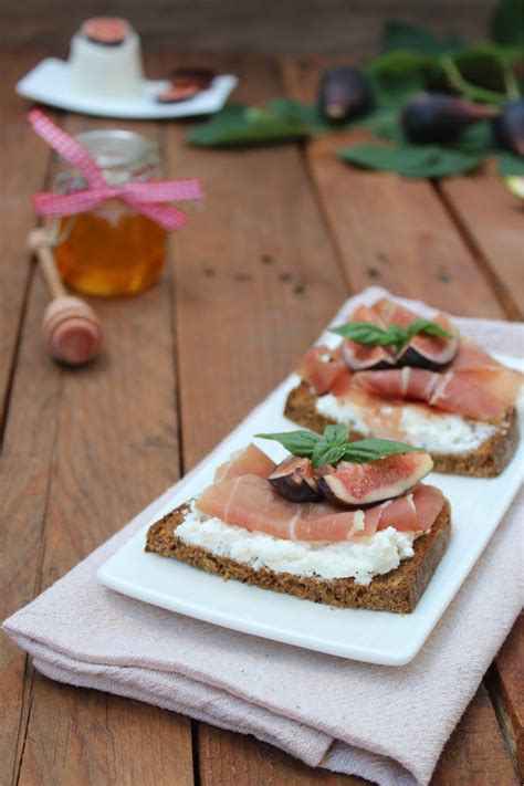 Bruschette Fichi E Prosciutto Crudo Idee Alimentari Ricette Cibo