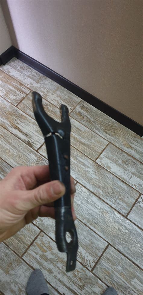 Замена вилки сцепления ваз 2101 — Lada 21011, 1,6 л, 1980 года | своими ...