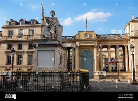 Back entrance of the French National Assembly and Law statue - Paris ...