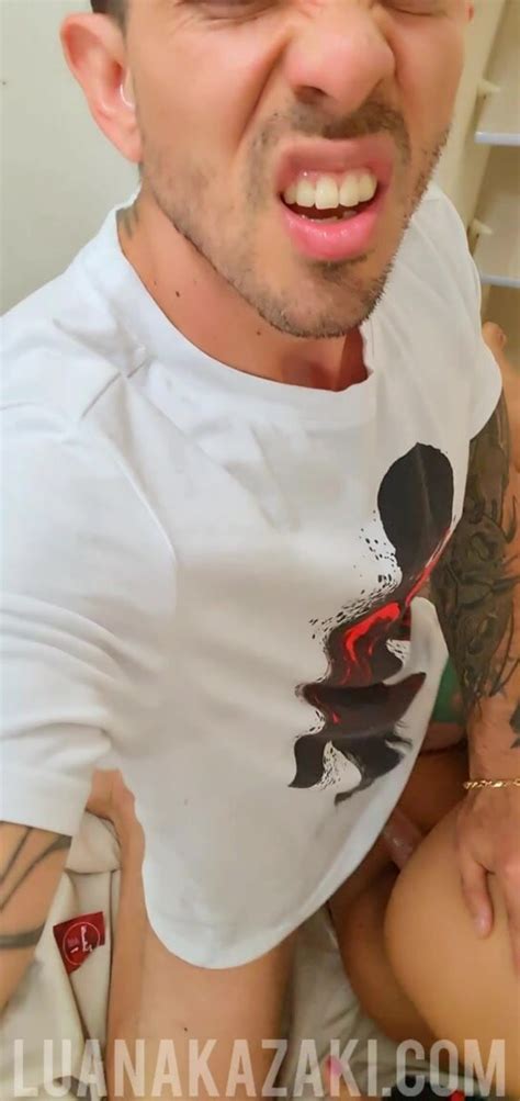 Luana Kazaki Giving Her Hairy Pussy To Her Pauzudo Husband Cnn Amador