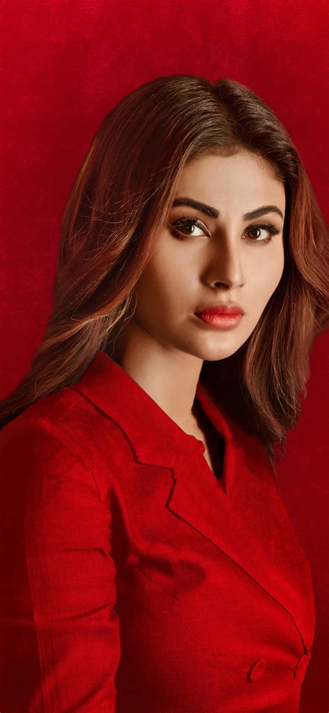 Mouni Roy Sati Digangana Suryavanshi Telugu Teluguactressgallery