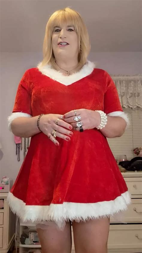 Showing Off In My New Christmas Dress Shemale Amateur Porn Feat Victoria Lecherri Xhamster