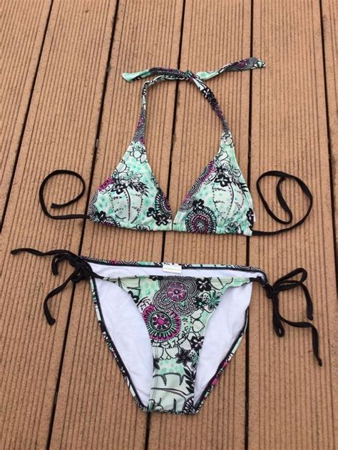 Maillot de bain Bikini motifs perles D occasion à Agiez pour CHF 9 95 avec livraison