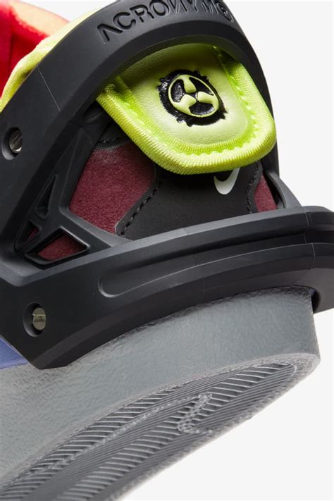 NIKE X ACRONYM | END. (US)