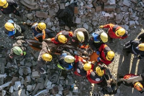 Ph Rescuers In Turkey Gave Search And Rescue Orientation To Volunteers