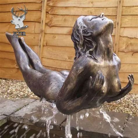 Factory Custom Outdoor Life Size Nude Woman Statue Bronze Metal Woman