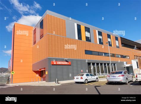 Emergency Entrance To Tamworth Hospital Nsw Australia Stock Photo Alamy