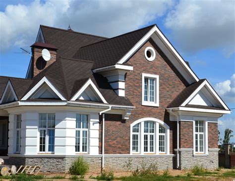 Фасадная плитка для дома - готовые проекты обшивки | ТерраДом Пермь