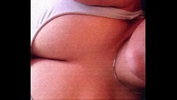 Latina Showing Off XNXX