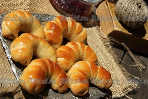 Пирожки с джемом из дрожжевого теста: 11 фото в рецепте