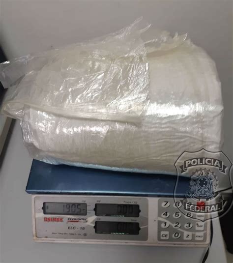 PF prende mulher no Aeroporto de Brasília quase 2 kg de cocaína