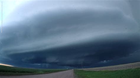 Incredible Footage Of A Supercell Tornado