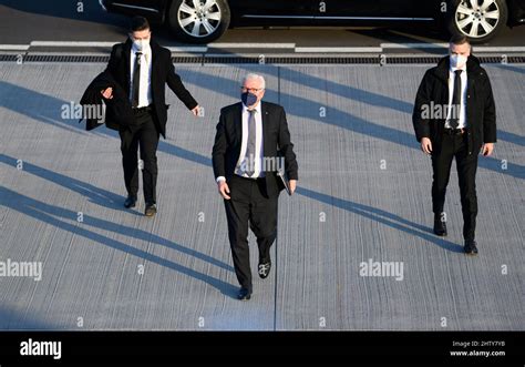 03 März 2022 Brandenburg Schönefeld Bundespräsident Frank Walter