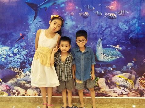 Hot Tiktoker Ho Ng Tr C D Ng S N I Ti Ng Ki M Ti N Lo Cho Gia Nh