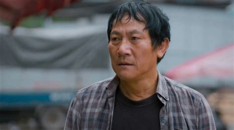 Những cảnh phim hot nhất vũ trụ VTV nửa đầu 2023 Cạn nước mắt với ông bố bán máu trả nợ ngu cho con