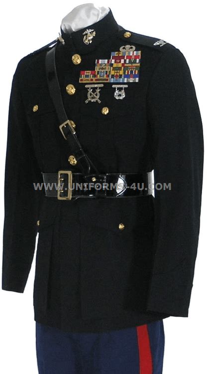 Usmc Officer Dress Blue Uniform Usmc Dress Blues Usmc Uniforms