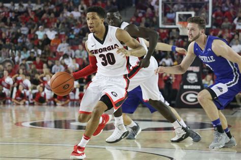 PHOTOS: Basketball vs. UNC Asheville | Multimedia | redandblack.com