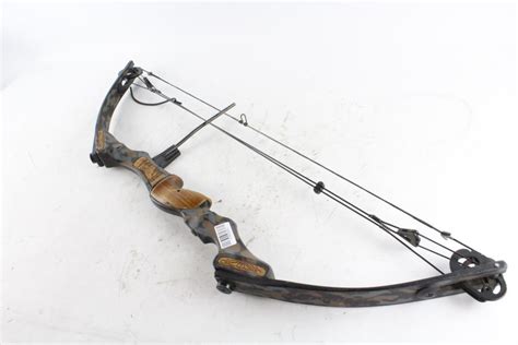 Martin M-44 Firecat Bow | Property Room