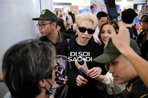 C C Hot D N Anh Trai Say Hi P Xu Ng H N I Cho Si U Concert Fan V Y K N T O C Nh T Ng