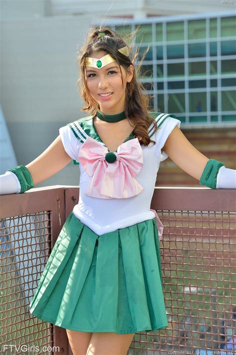Sailor Jupiter Cosplayer Showing Her Butt Plugged Ass For The Camera FTV Girls