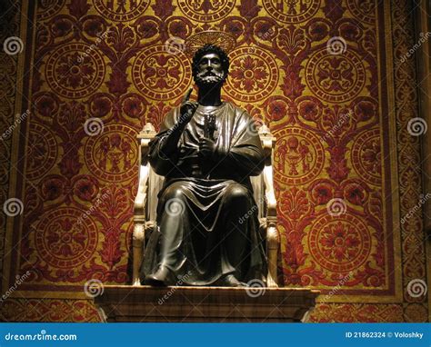 Saint Peter Bronze Statue Saint Peter`s Basilica Vatican Rome It
