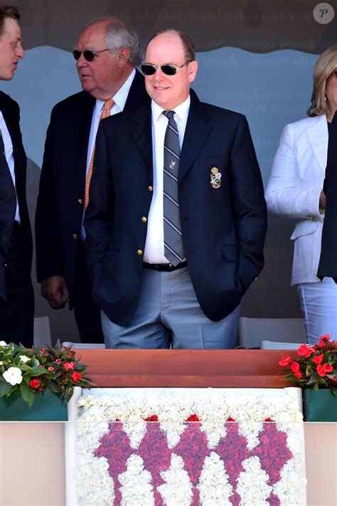 Photo Le Prince Albert II De Monaco Au Monte Carlo Country Club Lors