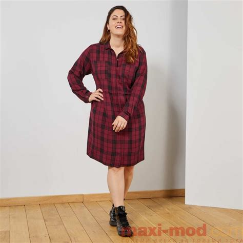 Дамско палто-пелерина макси размер