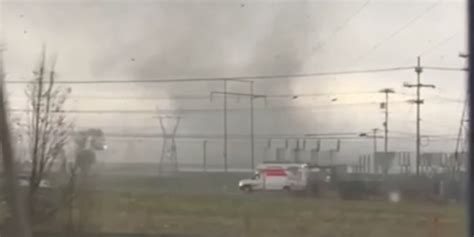 Watch: Tornado barrels through Clarksville, Tennessee | Fox Weather