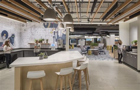 Fidelity Investments Merrimack Office – Lam Partners