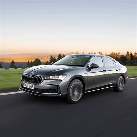 Škoda Superb Driving Experience – Press Kit - Škoda Storyboard