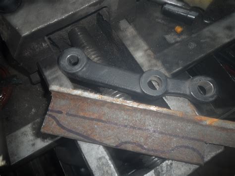 Усиленная сошка маятника — Lada 4x4 3D, 1,7 л, 1995 года | своими ...