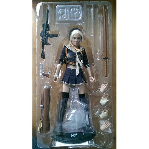 Hot Toys Sucker Punch Babydoll Scale Hobbies Toys Toys Games On Carousell